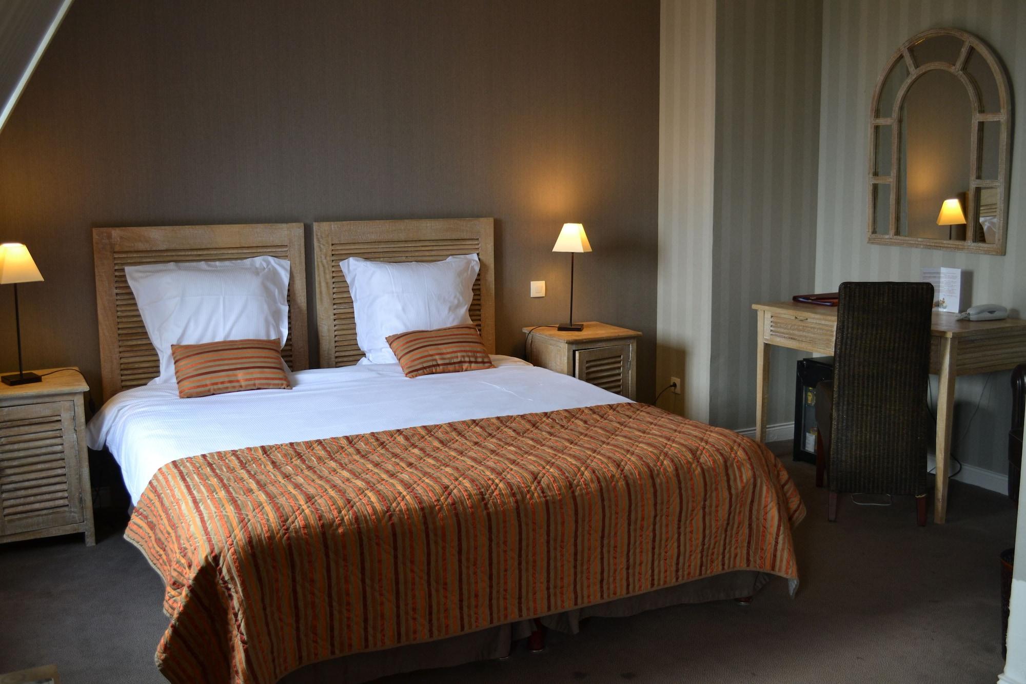 Almoria Hotel & Spa Deauville Bagian luar foto