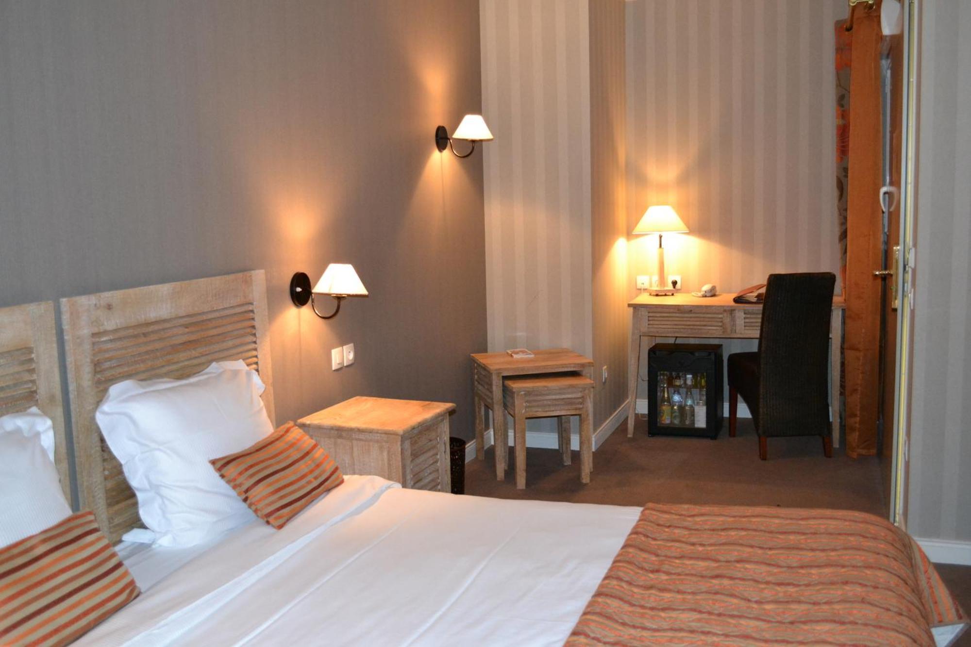 Almoria Hotel & Spa Deauville Bagian luar foto