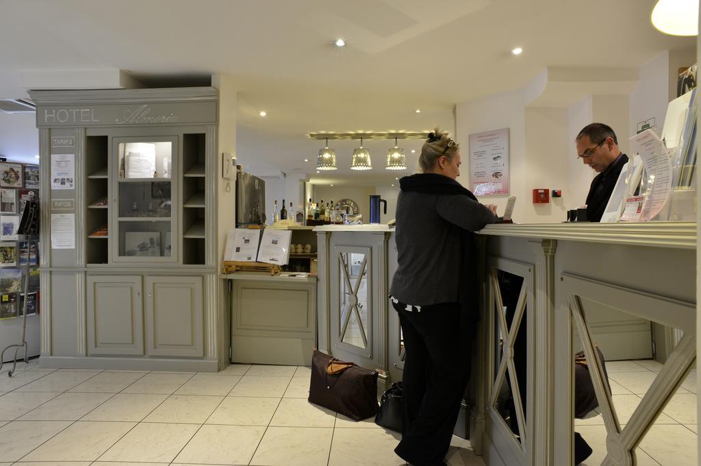 Almoria Hotel & Spa Deauville Bagian luar foto