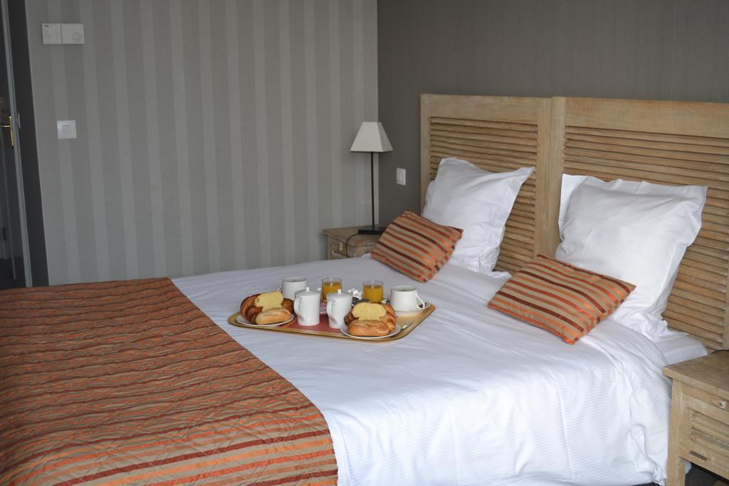 Almoria Hotel & Spa Deauville Bagian luar foto