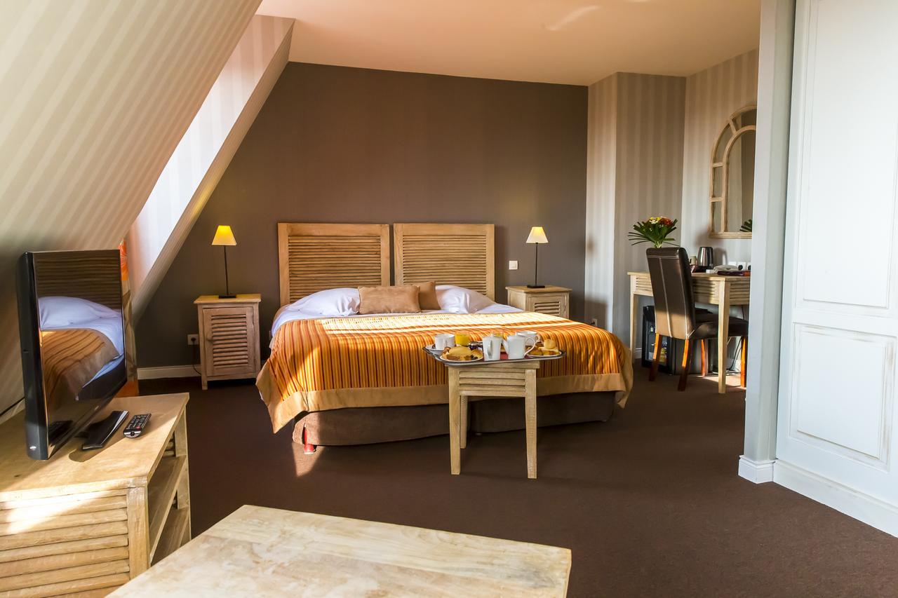 Almoria Hotel & Spa Deauville Bagian luar foto