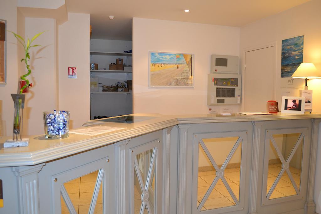Almoria Hotel & Spa Deauville Bagian luar foto